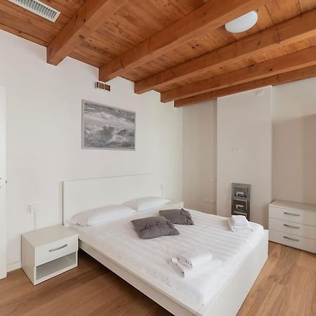 Dimora Acquamarina Apartman Velence Kültér fotó